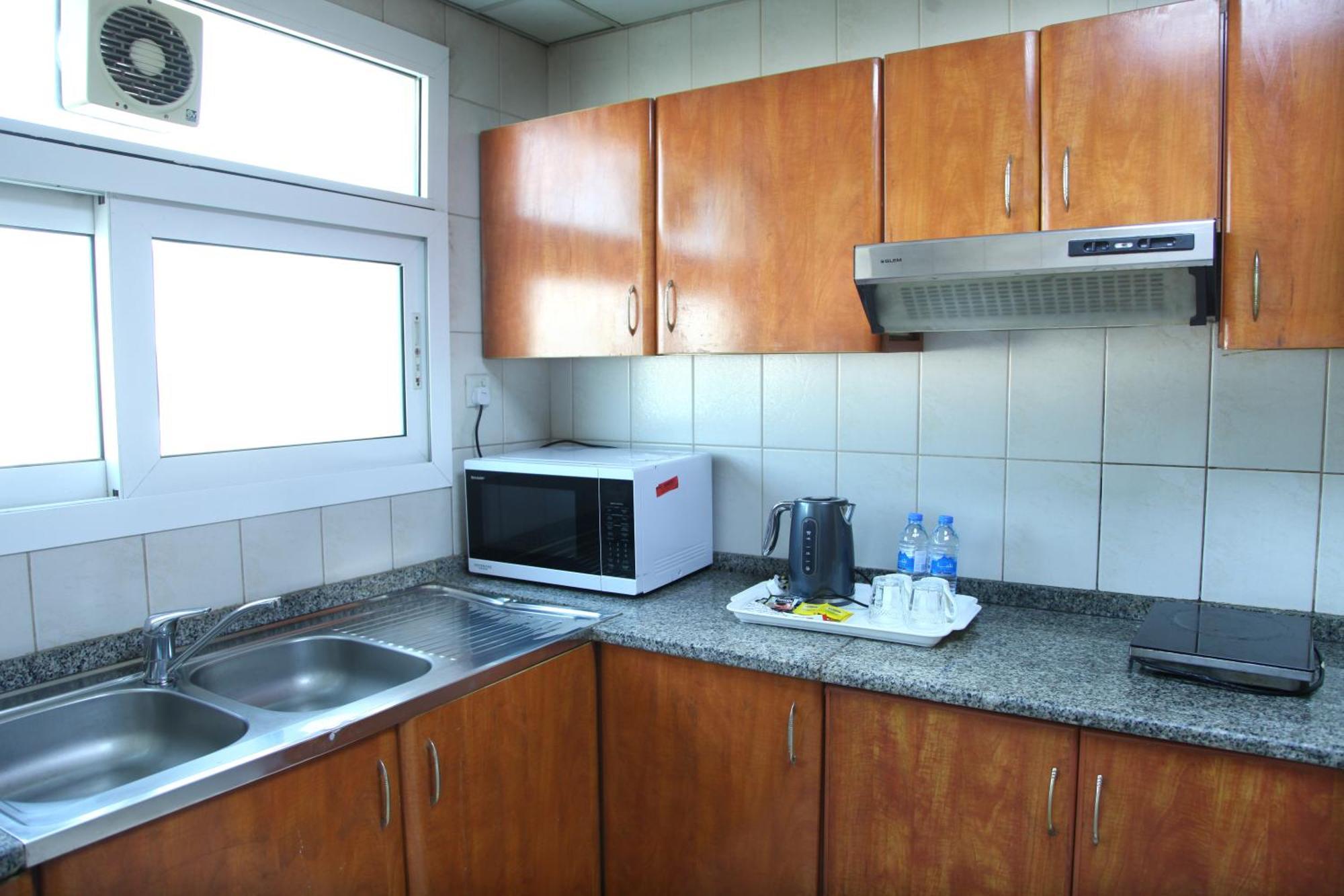 Ruwi Hotel Apartments, Sharjah Eksteriør bilde